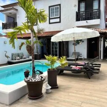 Maravilloso Chalet Con Piscina. * サン・クリストバル・デ・ラ・ラグーナ