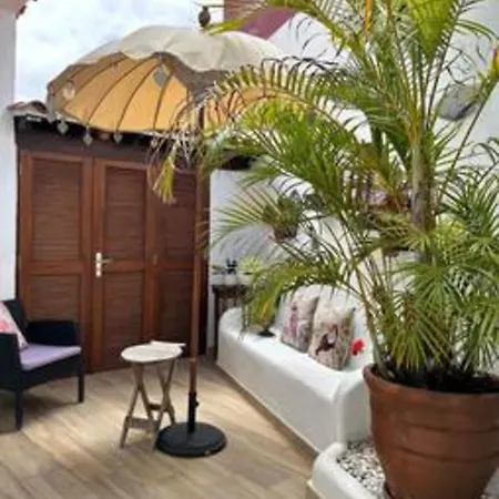 Semesterbostad Maravilloso Chalet Con Piscina.